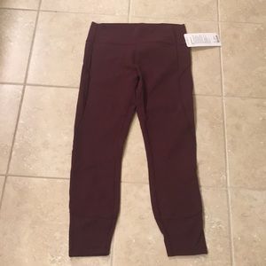 NWT lululemon In Movement 7/8 tight in Garnet.